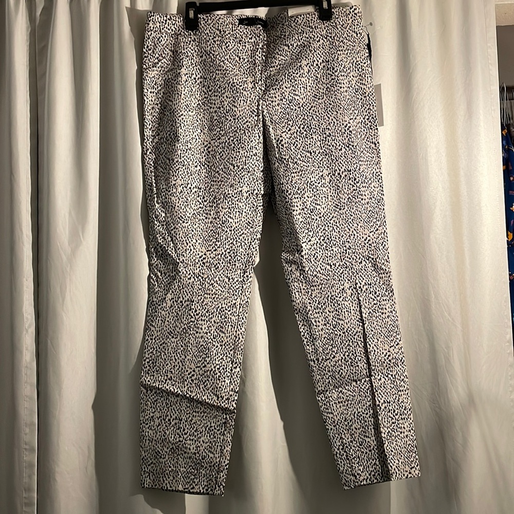 Cropped pants animal print womens size 14